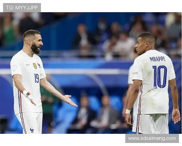 萨利巴盛赞姆巴佩称其是真正领袖与世界最佳球员核心人物