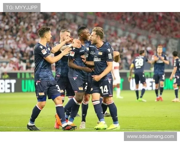 柏林联合与汉堡上半场互交白卷攻防激烈难分高下